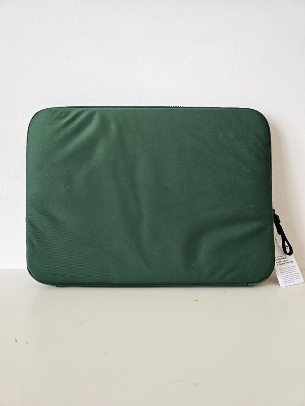 NWT LULULEMON IVYG/WKKI Green Khaki New Crew Laptop Sleeve Zippered One Size OS - Picture 5 of 11